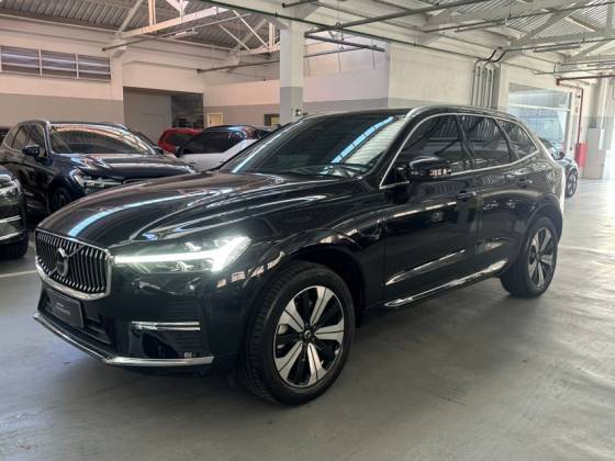 VOLVO XC60 2.0 T8 RECHARGE PLUS AWD GEARTRONIC